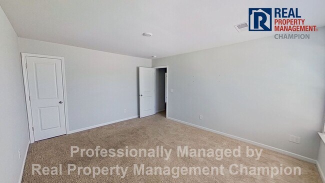 Building Photo - 433 Ginger Dr