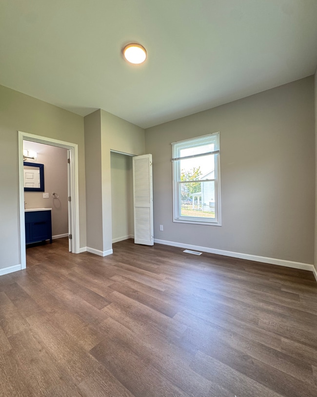 Building Photo - 2 Bed 2 Bath House on Easley Avenue | Fairview Heights, Lynchburg VA