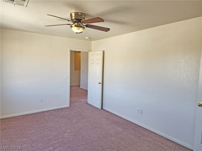 Building Photo - 1971 Teepee Rd