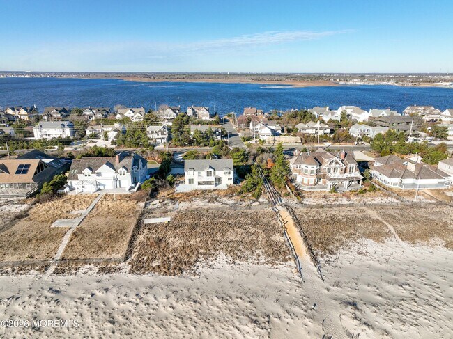 Building Photo - 1501 Ocean Ave