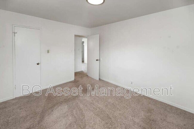 Building Photo - 1403 Carlson Blvd