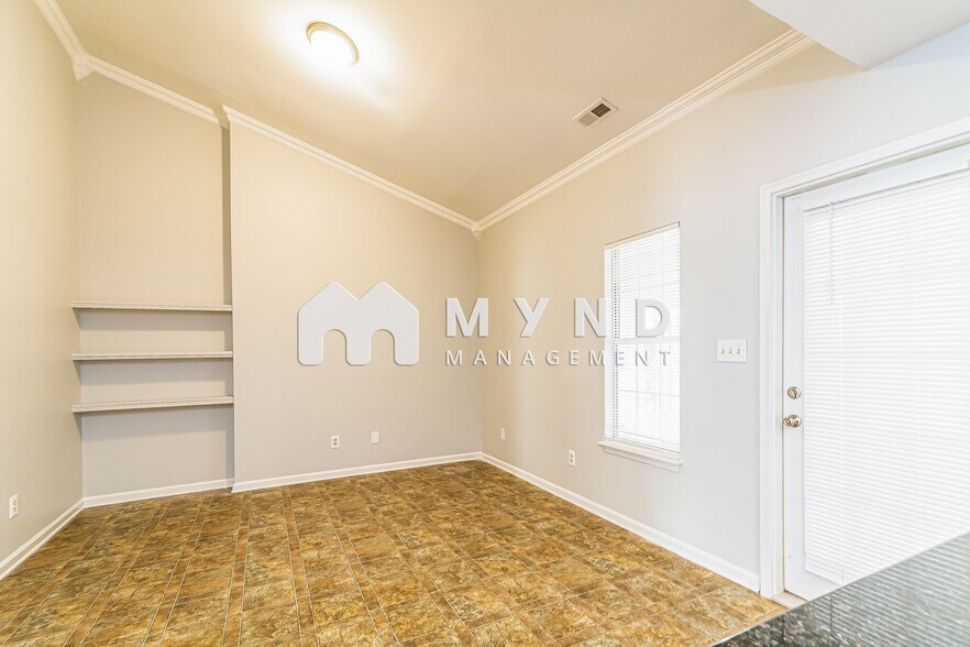 Building Photo - 3103 Cedarwood Dr