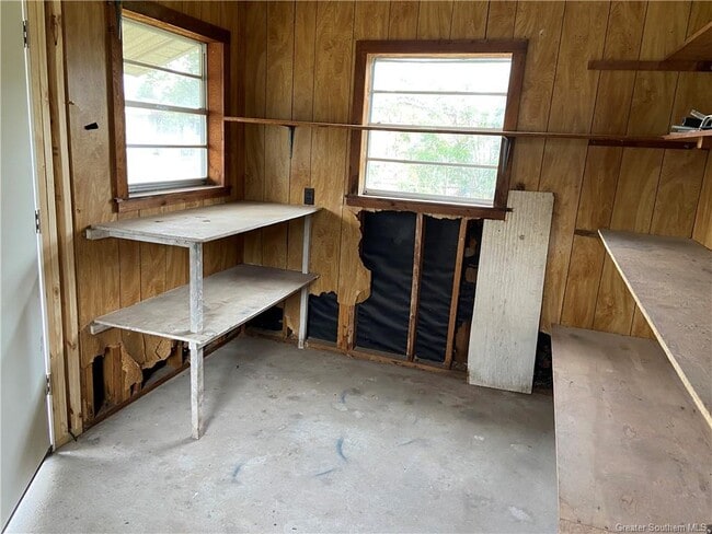 Building Photo - 1421 Cactus Dr