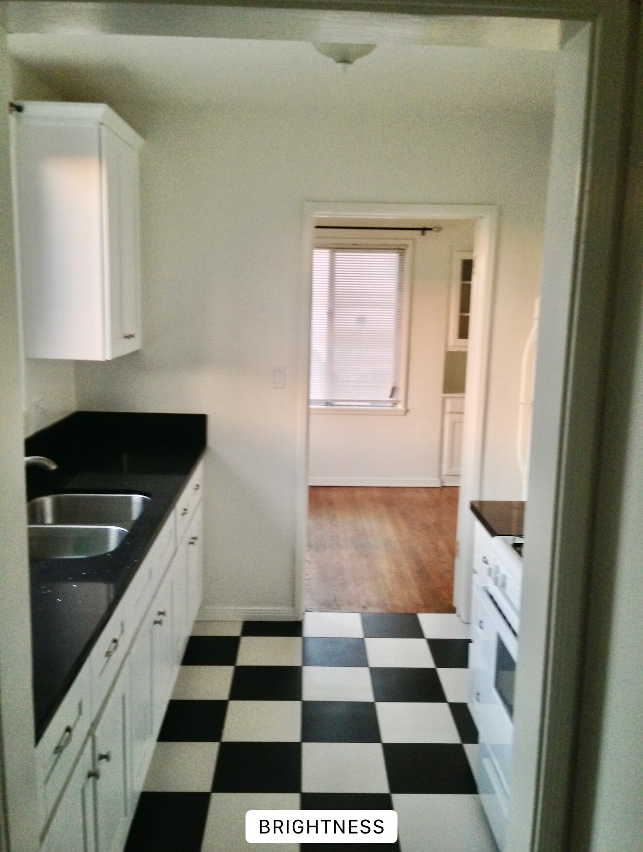 Building Photo - 615 N Coronado St