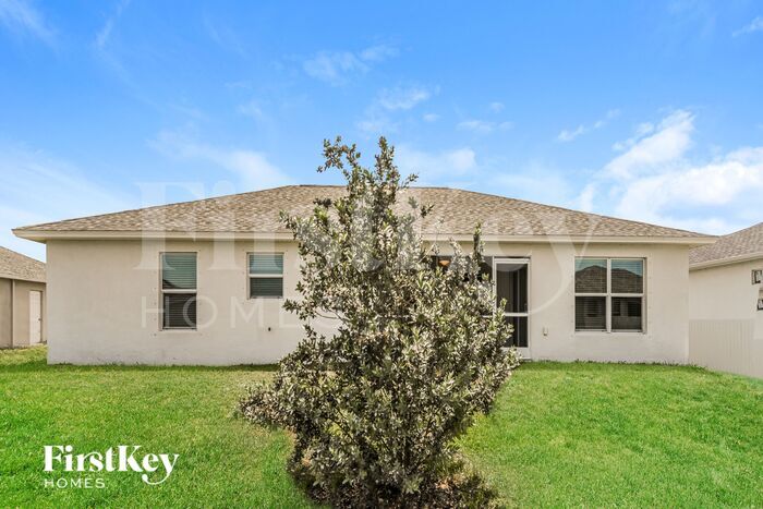 Building Photo - 406 SW 31st Ave