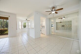 Building Photo - 3820 Sawgrass Way