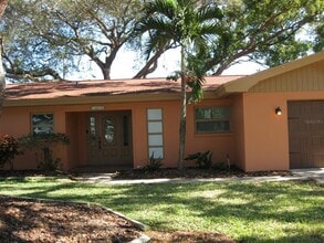 Building Photo - 1479 Ruth Rd