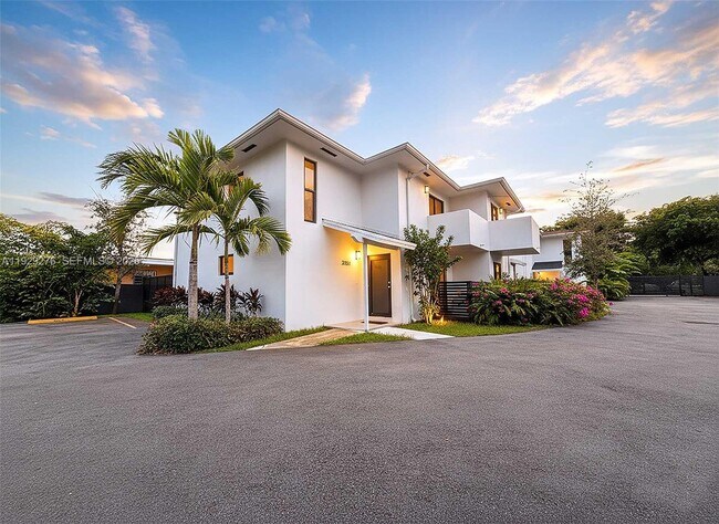 Building Photo - 3079 NW 11th St