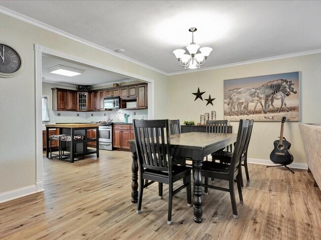 Building Photo - 683 Water View Dr