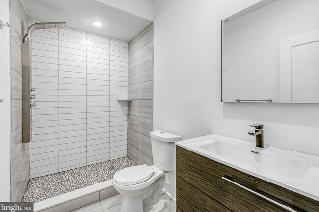 Building Photo - Brand New Luxury Apartments