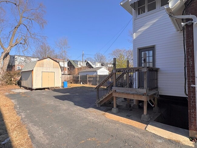 Building Photo - 7569 Dale Ave