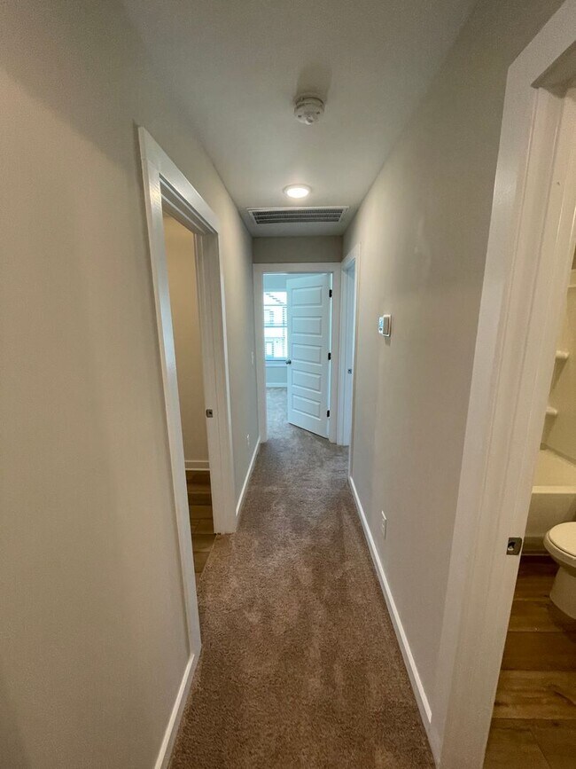 Building Photo - Home for Rent in Cullman, AL!! Available t...