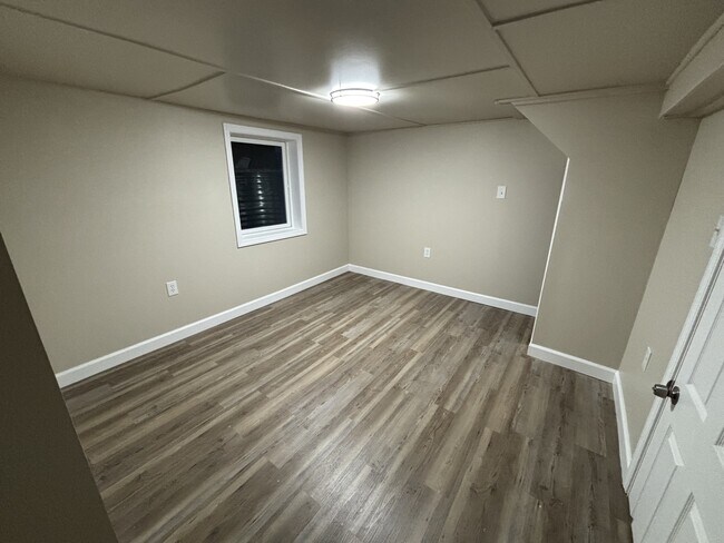 Building Photo - 5729 W 6th Ave