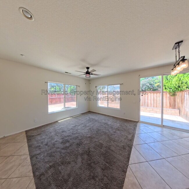 Building Photo - 4031 Cey Ct