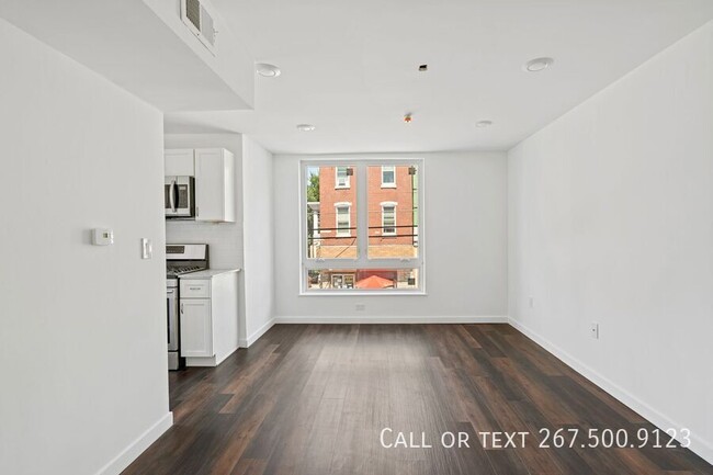 Building Photo - Newly built 1BR apartment available for De...