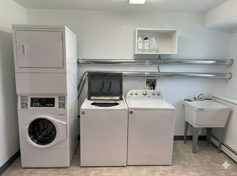 Building Photo - 100 Robert Ave