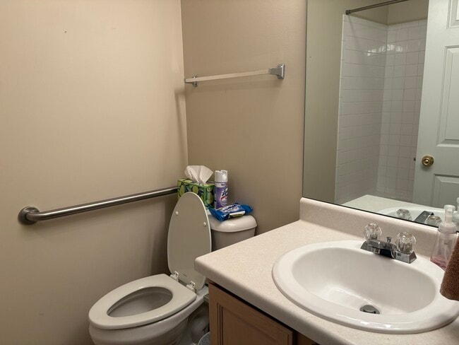 Building Photo - 229 Steeplechase Cir