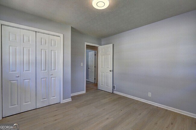 Building Photo - 469 Dogwood Dr NW