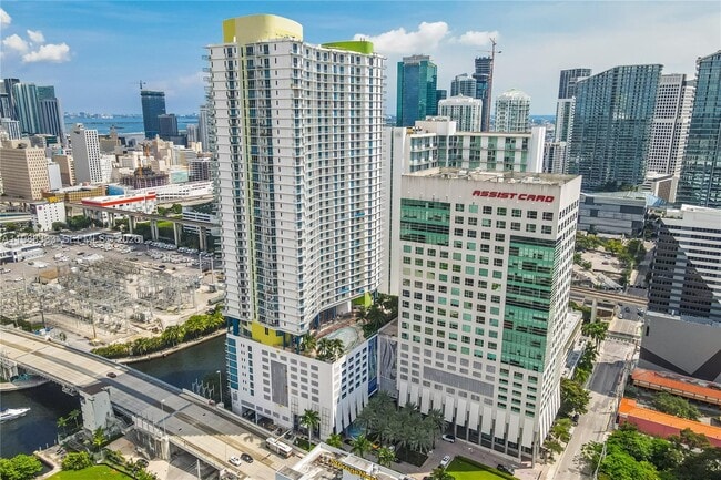 Building Photo - 185 SW 7th St