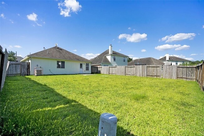 Building Photo - 8410 Taraglen Ct