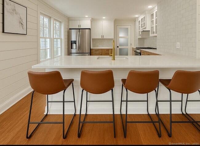 Building Photo - 180 Ruane St