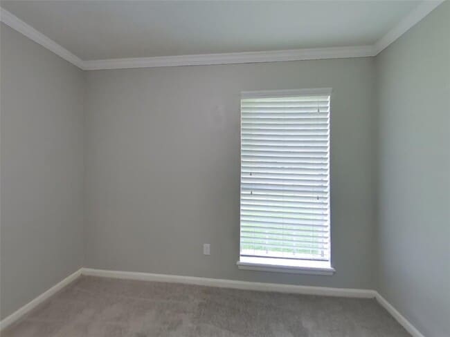 Building Photo - 25568 Dogwood Ln