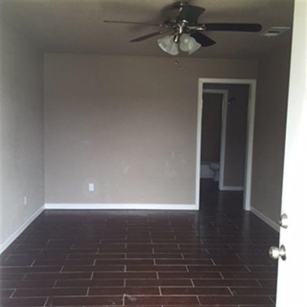 Building Photo - Pine Shadows 1BR/1BA Apartment