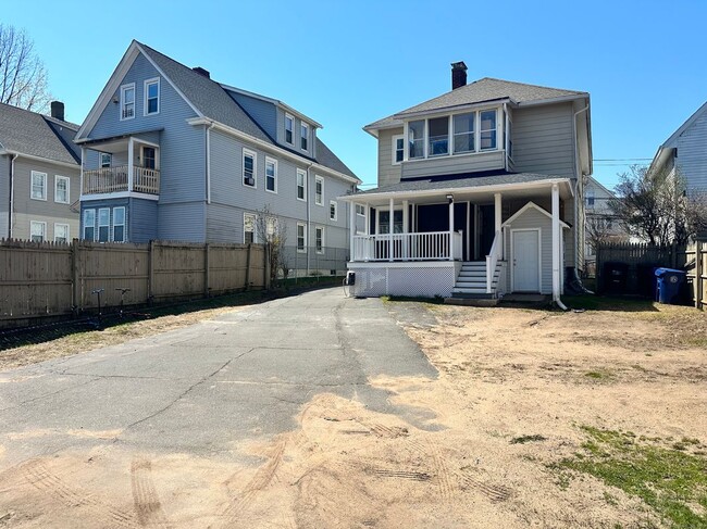 Building Photo - 1049 Campbell Ave