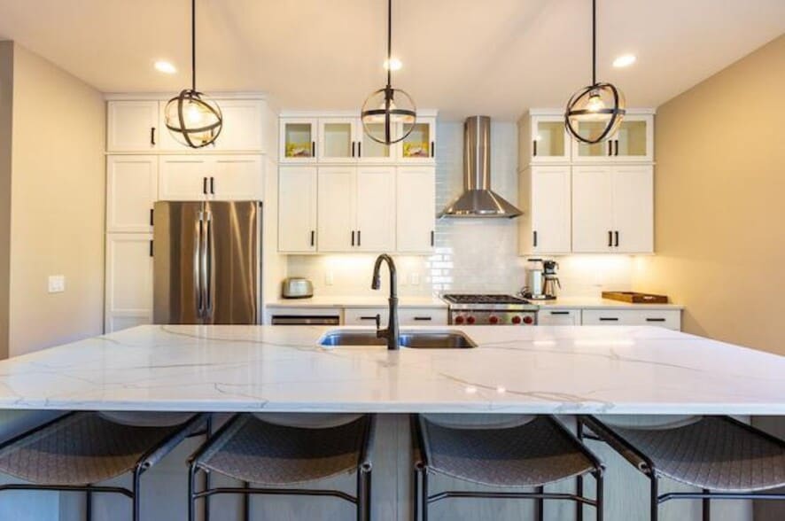 Building Photo - 5200 Lake Mendota Dr
