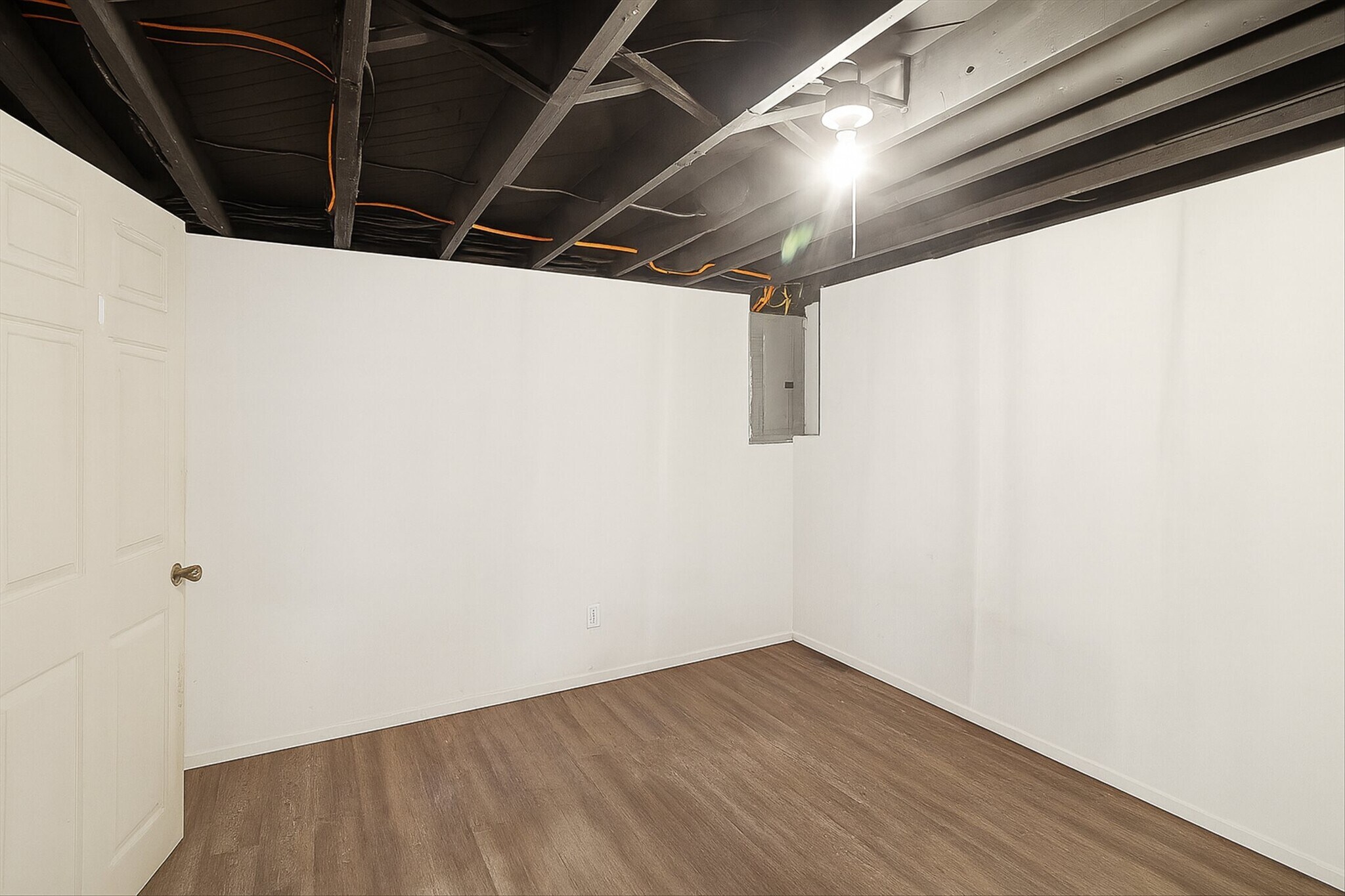 Building Photo - 671 W Clark Rd