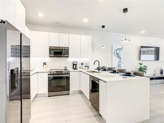 Building Photo - 17230 Blessing Dr