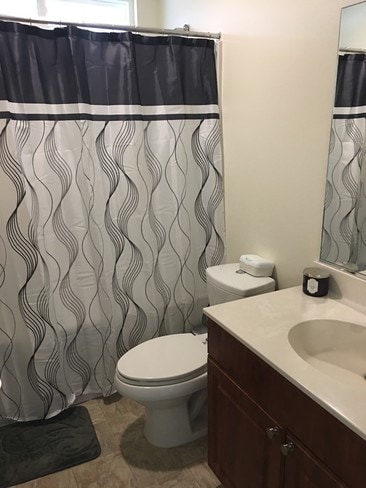 up stairs main bath - 91-1001 Keaunui Dr