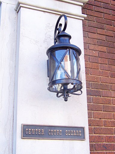 Building Photo - 31 E Center St