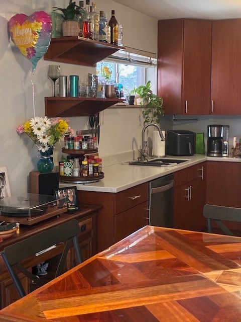 Building Photo - 1518 Tamm Ave