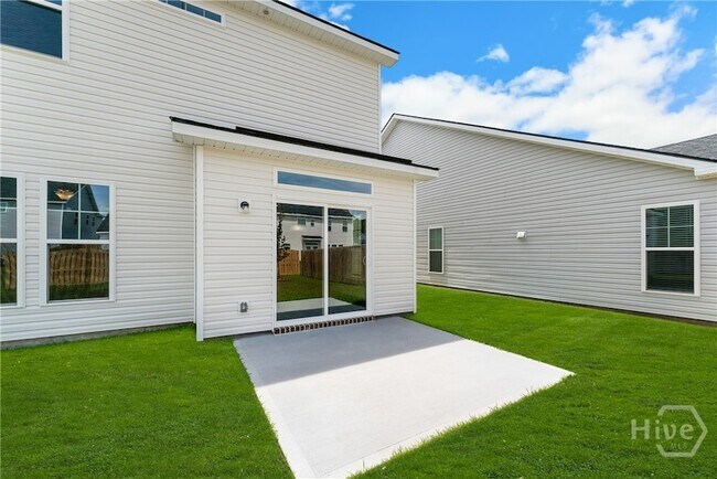 Building Photo - 116 Peabody St