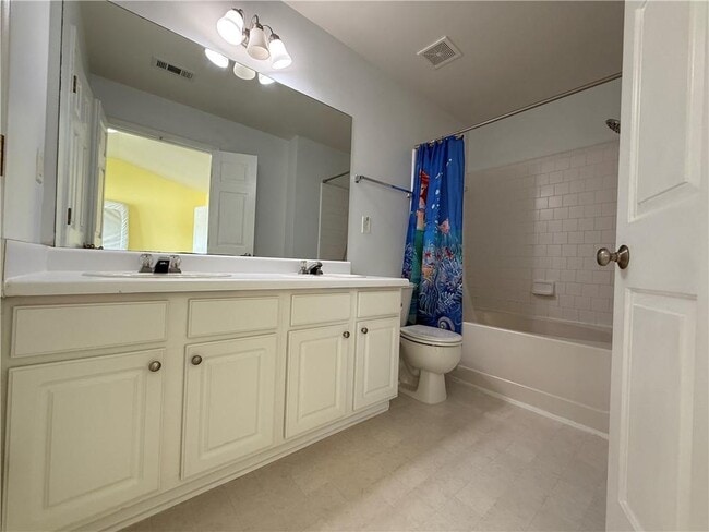 Building Photo - 1076 Prestwyck Ct