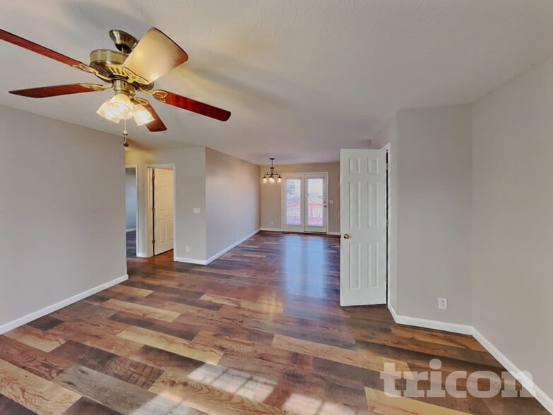 Building Photo - 1150 E 17th Ave