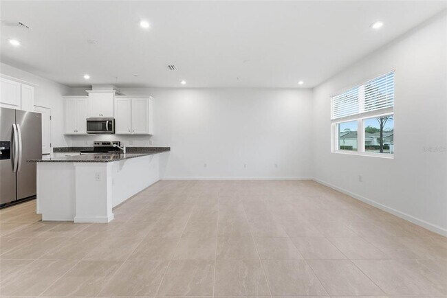 Building Photo - 4268 Sadler Rd