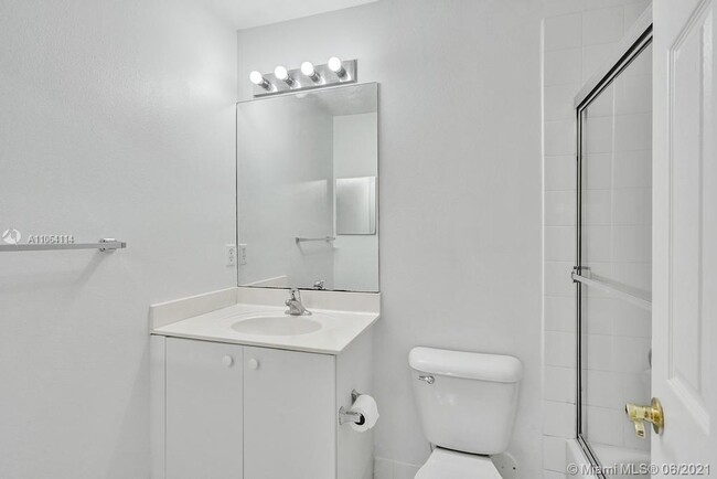Building Photo - 2613 SW 83rd Terrace