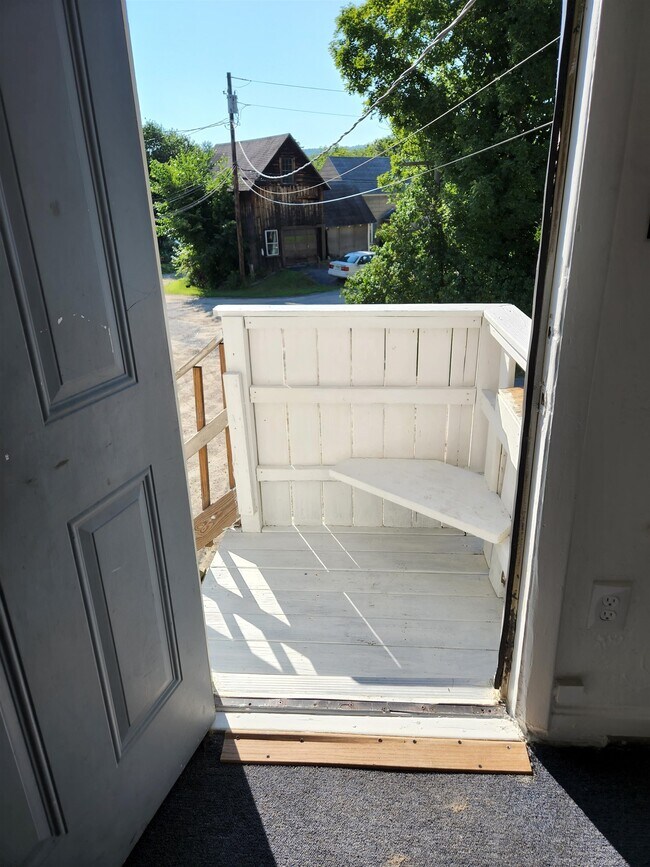 Building Photo - 14 Preston St