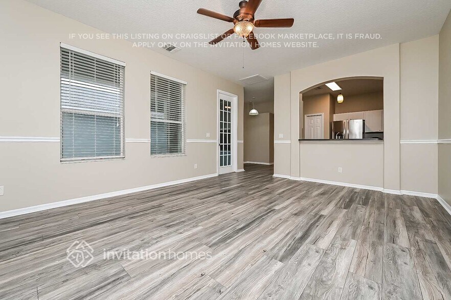 Building Photo - 3739 Dogtrot St