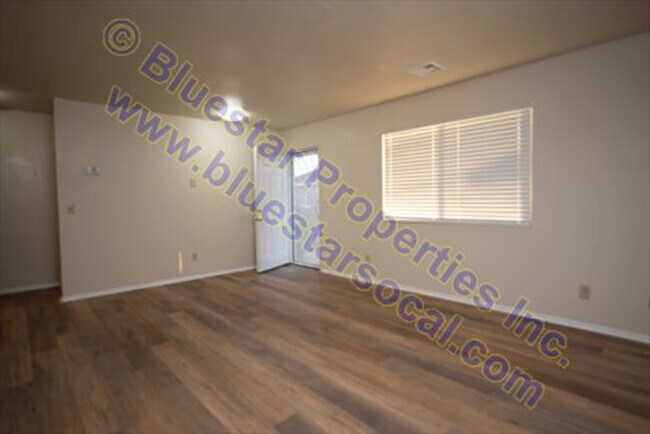 Building Photo - 20705 Thunderbird Rd