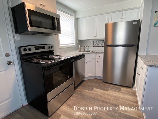 Building Photo - 510 W Fells St