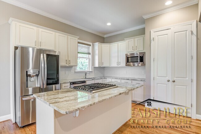 Building Photo - 109 Buck Johnson St