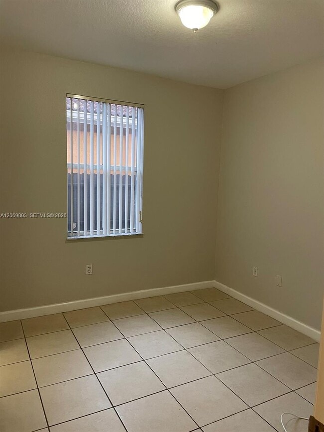Building Photo - 2296 SW 156th Ct