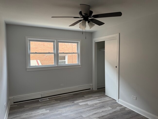 Building Photo - 8011 S Komensky Ave
