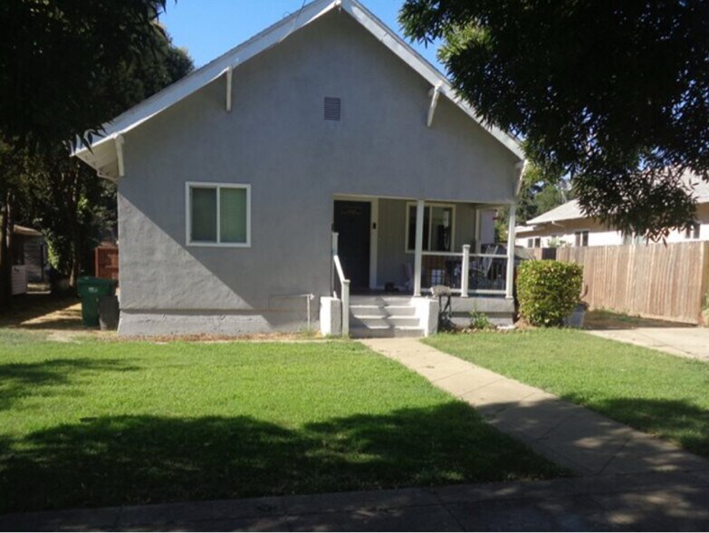 Primary Photo - 230 Sycamore St