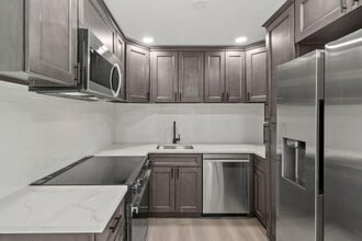 Building Photo - 2071 W Carol Cir