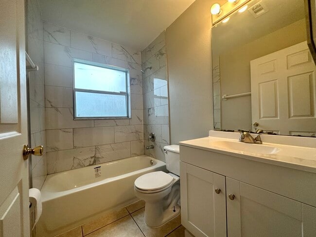 Building Photo - 7864 Sagebrush Pl