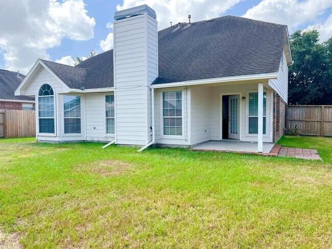 Building Photo - 18018 Timber Crossing Ln
